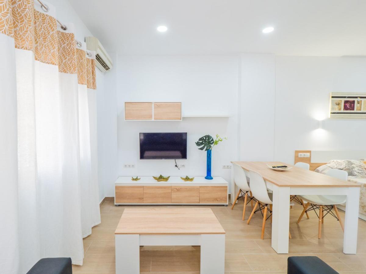 Cubo's Urban Studio Turisbelen Malaga Bagian luar foto