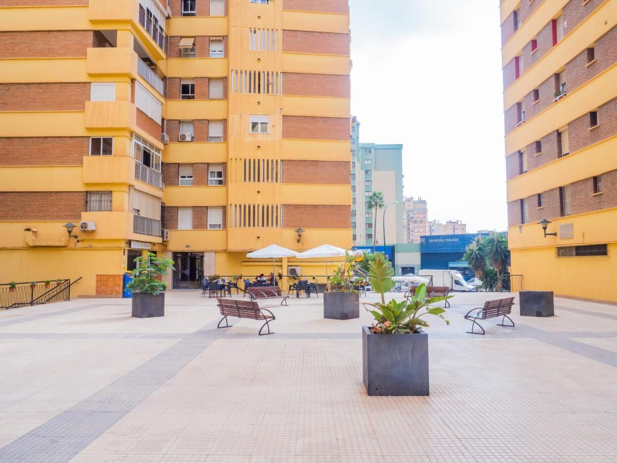 Cubo's Urban Studio Turisbelen Malaga Bagian luar foto